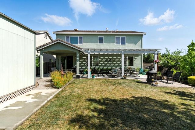 9028 Brittany Park Dr, Sacramento, CA 95829