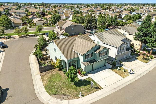 9028 Brittany Park Dr, Sacramento, CA 95829