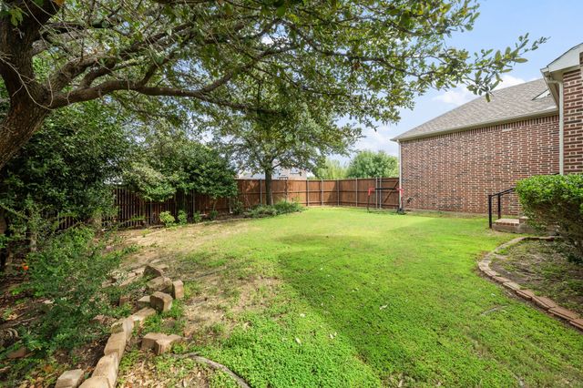 2241 Magic Mantle Drive, Lewisville, TX 75056