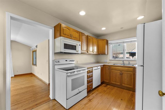 576 Golfview Boulevard, Birmingham, MI 48009