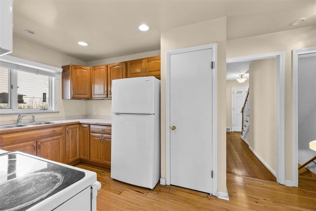 576 Golfview Boulevard, Birmingham, MI 48009