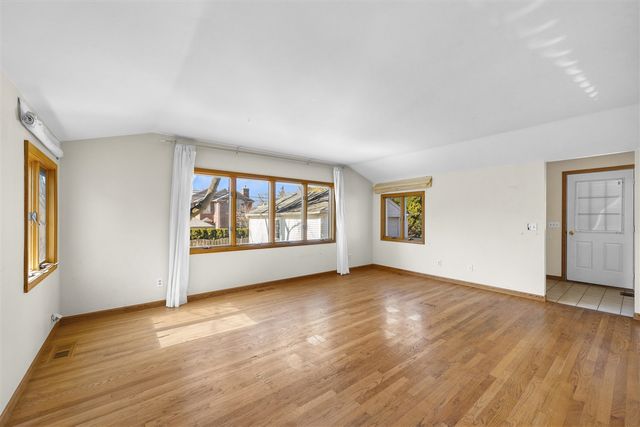 576 Golfview Boulevard, Birmingham, MI 48009