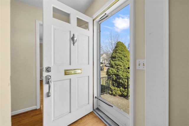 576 Golfview Boulevard, Birmingham, MI 48009