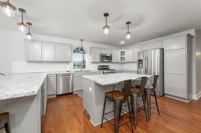 1176 E 120th Ave N, Belle Plaine, KS 67013
