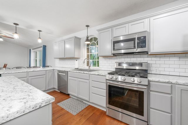 1176 E 120th Ave N, Belle Plaine, KS 67013