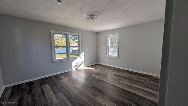 6089 Dunham Road, Maple Heights, OH 44137