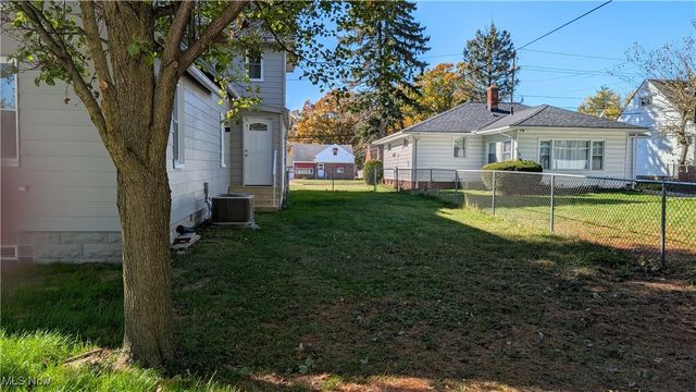 6089 Dunham Road, Maple Heights, OH 44137