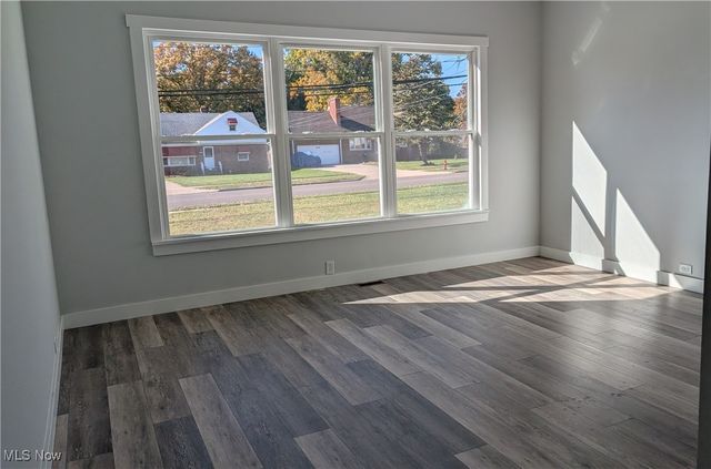 6089 Dunham Road, Maple Heights, OH 44137