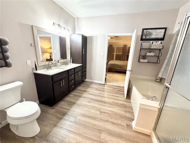 842 Brockwell Drive, Dardenne Prairie, MO 63368