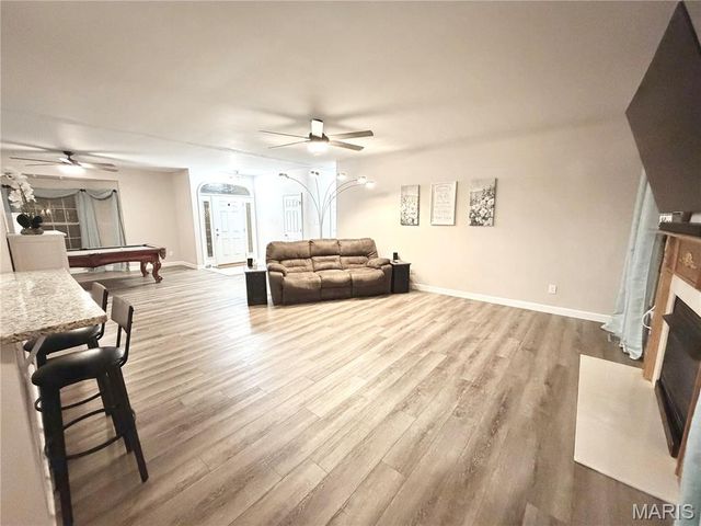 842 Brockwell Drive, Dardenne Prairie, MO 63368