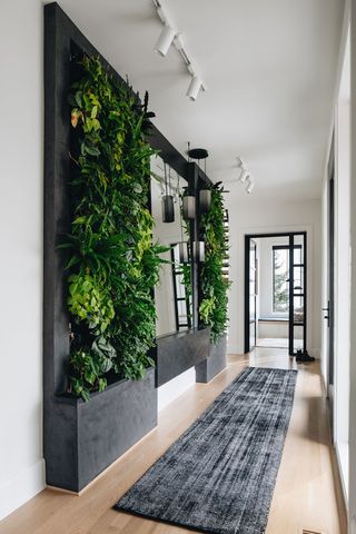 13 S Elm Street, Hinsdale, IL 60521