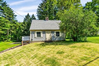 479 Springfield St, Wilbraham, MA 01095