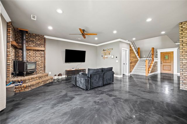 12641 Bethel Blacktop Road, Farmington, AR 72730