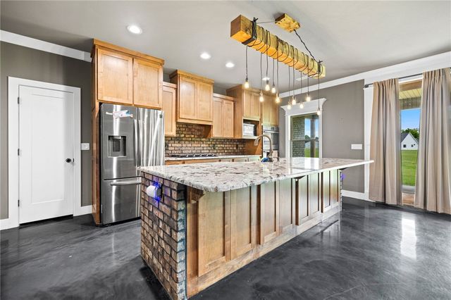 12641 Bethel Blacktop Road, Farmington, AR 72730