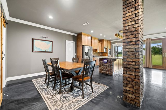 12641 Bethel Blacktop Road, Farmington, AR 72730