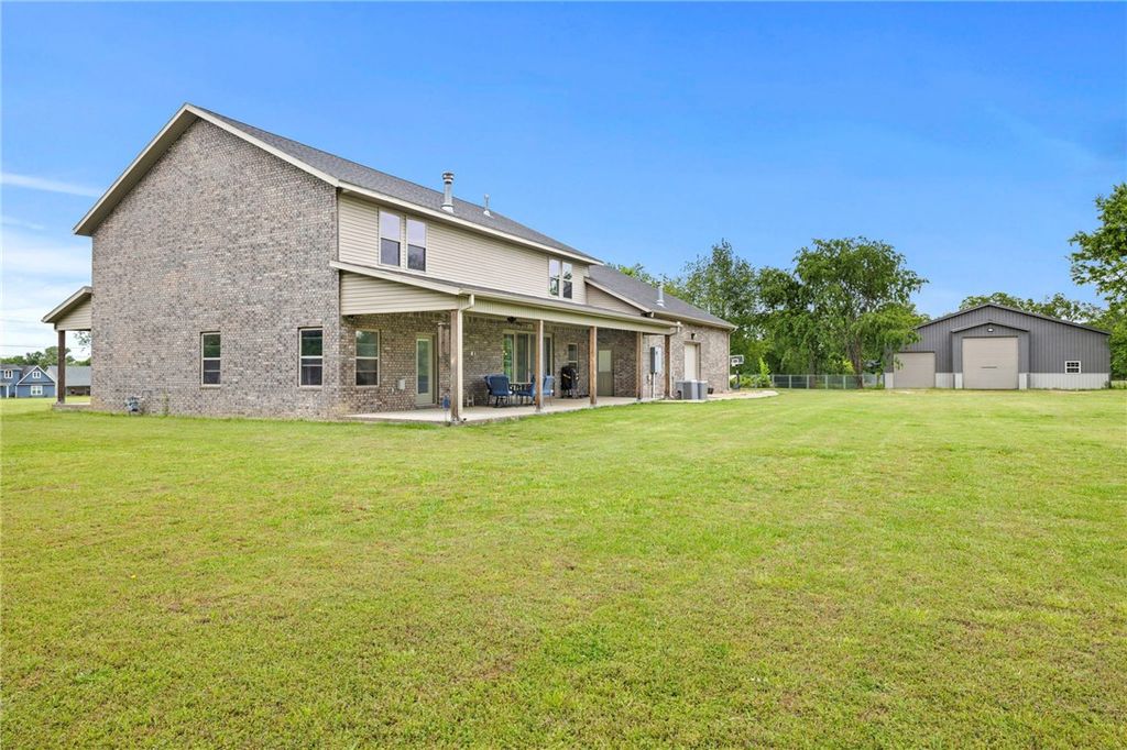 12641 Bethel Blacktop Road, Farmington, AR 72730