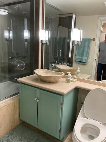 500 W Harbor Drive W 318, San Diego, CA 92101