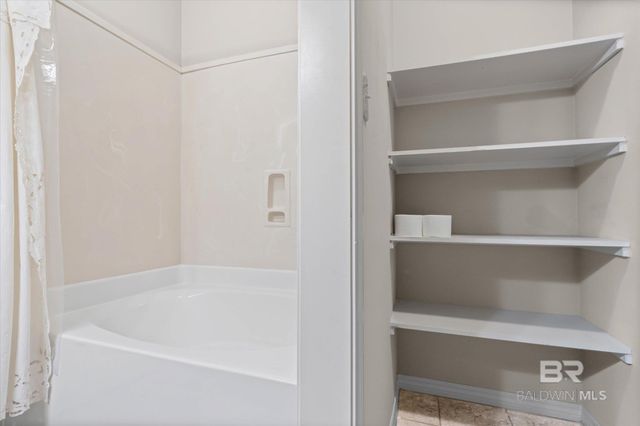 919 Grant Park Drive, Mobile, AL 36606