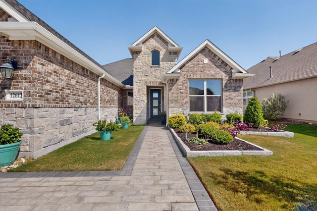 12612 Copper Ore Way, Denton, TX 76207