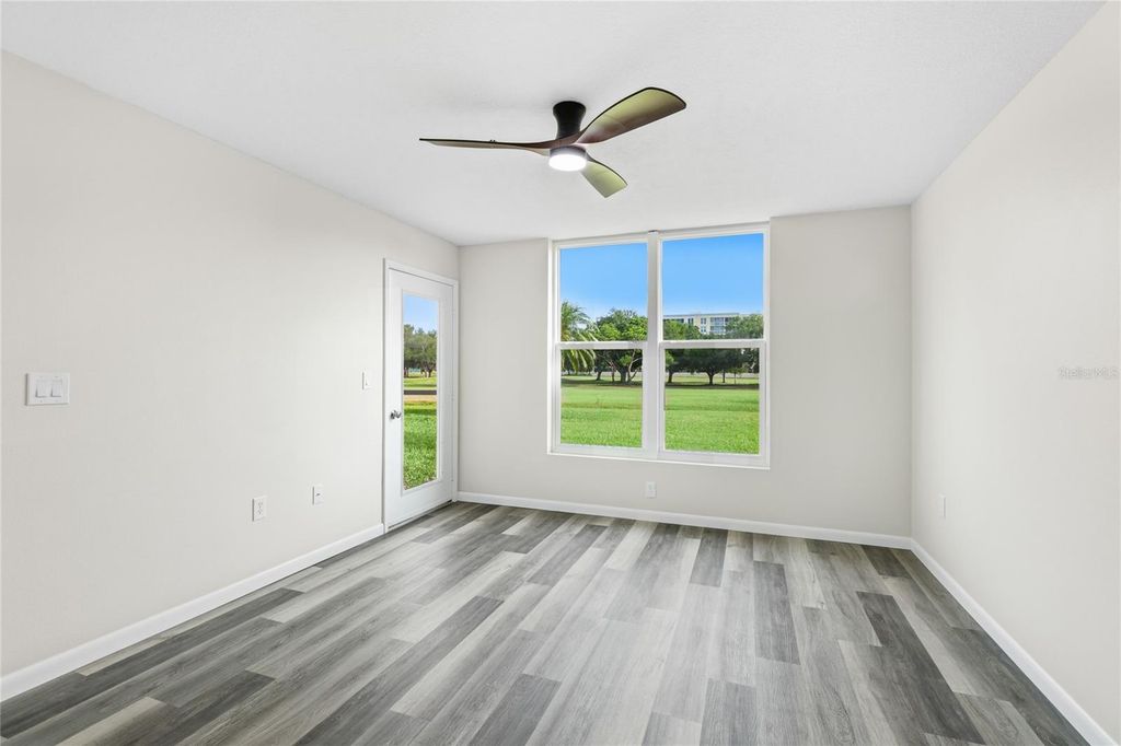 Image 12 of property listing at 4550 PINEBROOK CIRCLE 106, Bradenton, FL 34209