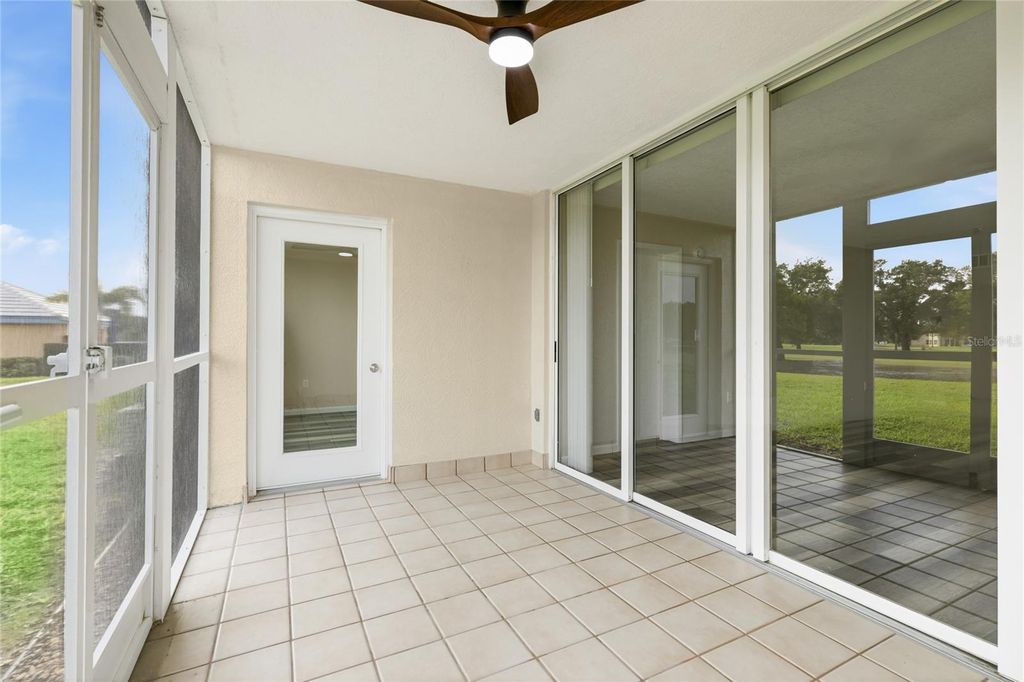 Image 24 of property listing at 4550 PINEBROOK CIRCLE 106, Bradenton, FL 34209