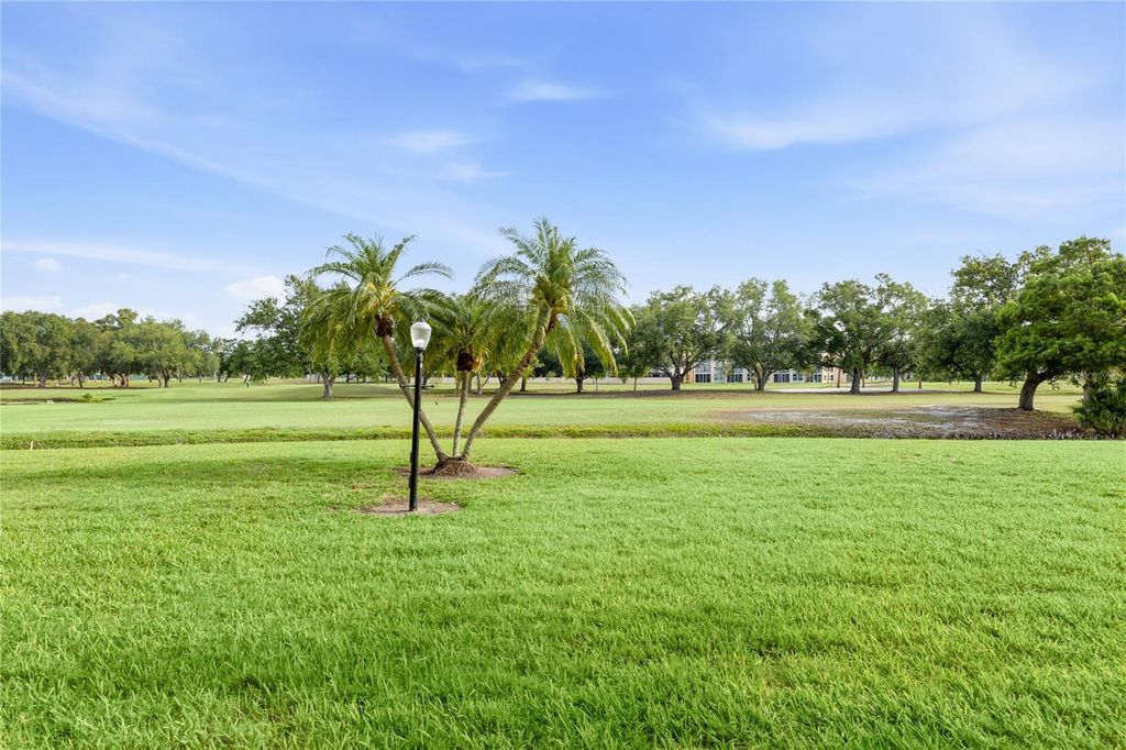Image 25 of property listing at 4550 PINEBROOK CIRCLE 106, Bradenton, FL 34209