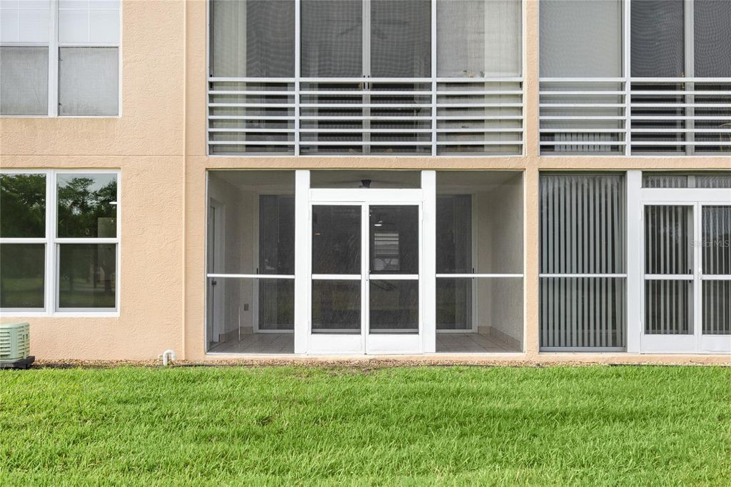 Image 26 of property listing at 4550 PINEBROOK CIRCLE 106, Bradenton, FL 34209