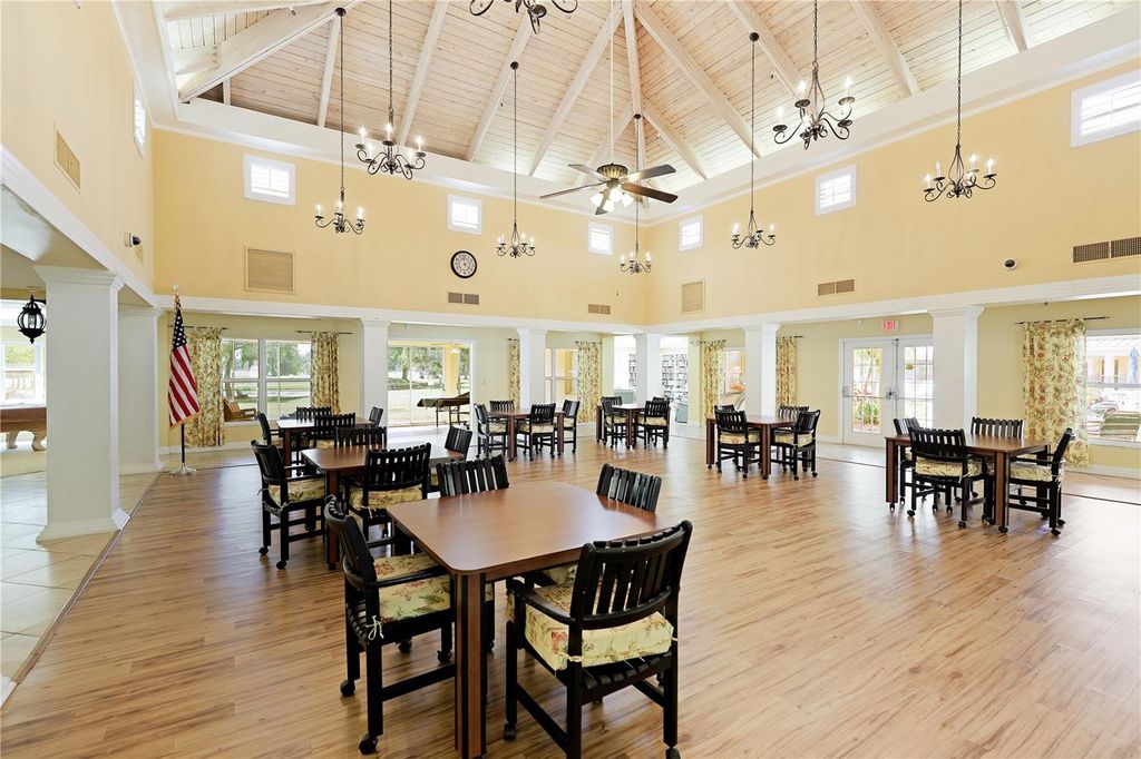 Image 34 of property listing at 4550 PINEBROOK CIRCLE 106, Bradenton, FL 34209