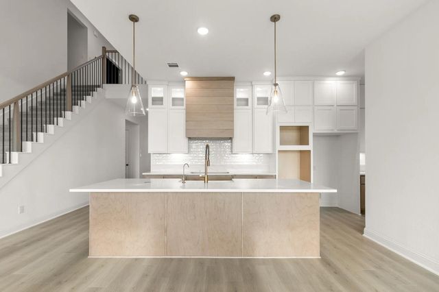 480 Sprigtail Drive, Katy, TX 77493