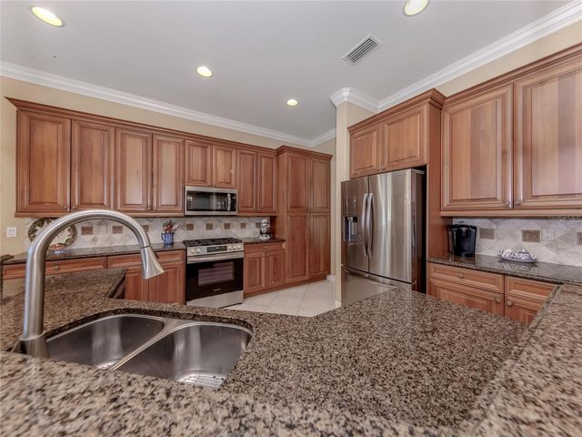 238 MONTELLUNA DRIVE, North Venice, FL 34275