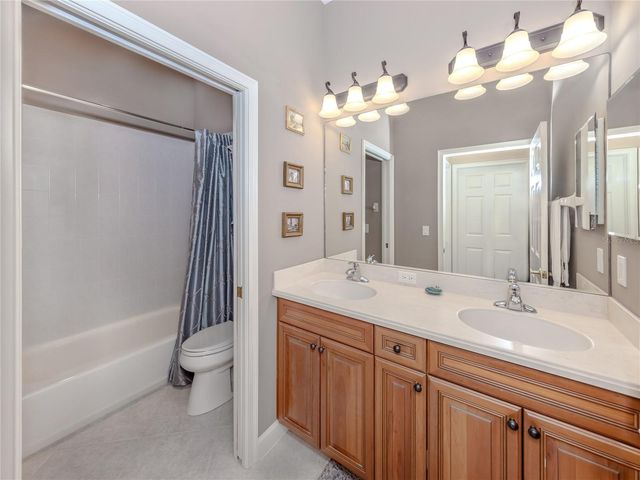 238 MONTELLUNA DRIVE, North Venice, FL 34275