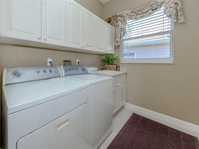 238 MONTELLUNA DRIVE, North Venice, FL 34275