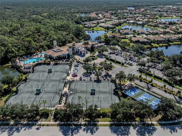 238 MONTELLUNA DRIVE, North Venice, FL 34275