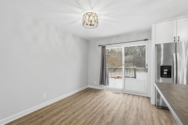 3224 75th Avenue N, Brooklyn Park, MN 55443