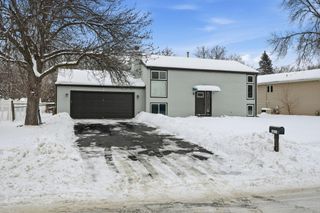 3224 75th Avenue N, Brooklyn Park, MN 55443