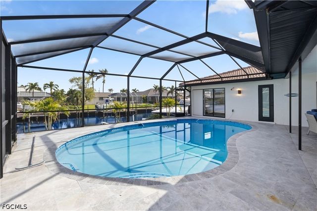 5323 SW 11th CT, Cape Coral, FL 33914