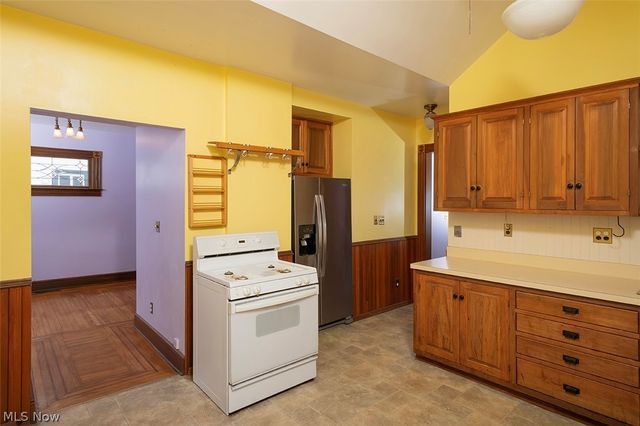 3101 Mapledale Avenue, Cleveland, OH 44109