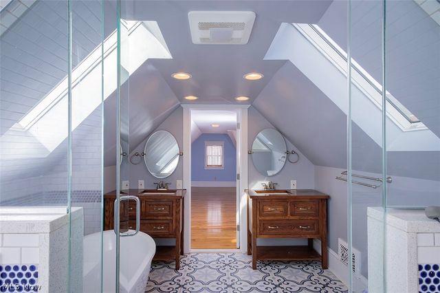 3101 Mapledale Avenue, Cleveland, OH 44109