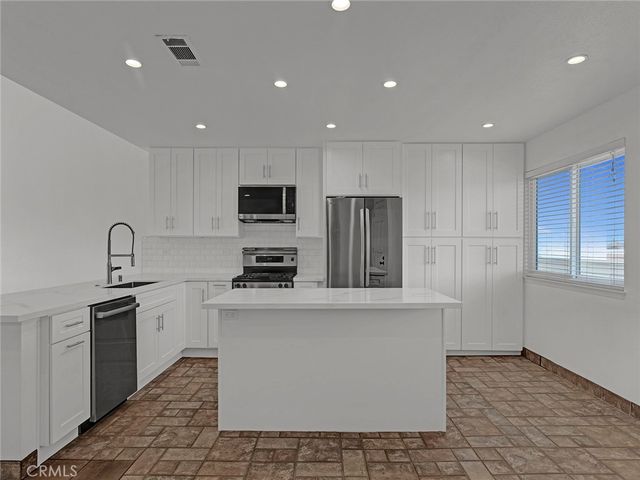 630 Island View Circle, Port Hueneme, CA 93041