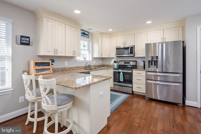 7730 CENTRAL AVE, Pasadena, MD 21122