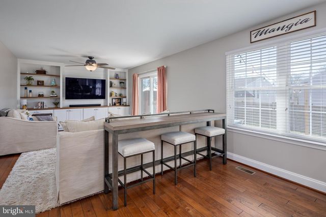 7730 CENTRAL AVE, Pasadena, MD 21122