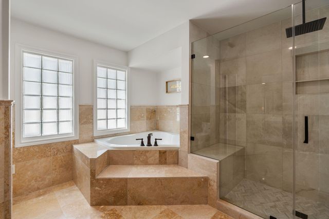 11407 Holidan Way, Hedwig Village, TX 77024