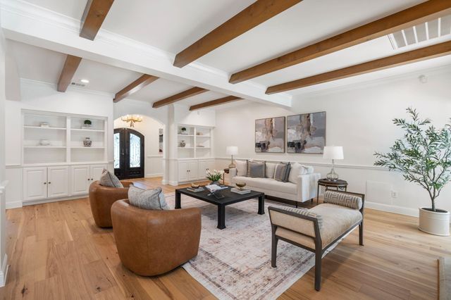 11407 Holidan Way, Hedwig Village, TX 77024