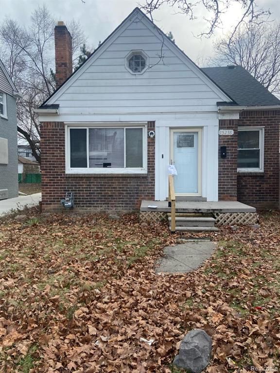 15238 Seymour Street, Detroit, MI 48205