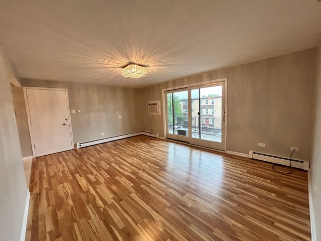 9440 S 79th Court 3NW, Hickory Hills, IL 60457