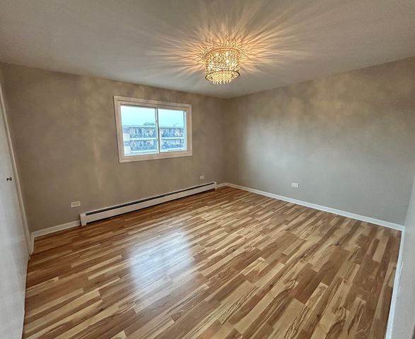 9440 S 79th Court 3NW, Hickory Hills, IL 60457