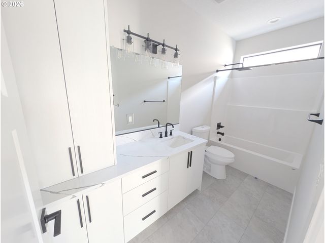 6713 Ne 27TH Pl, Vancouver, WA 98665