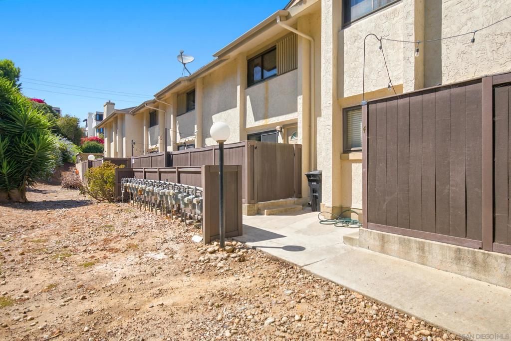 2260 Worden St 5, San Diego, CA 92107 — photo 2