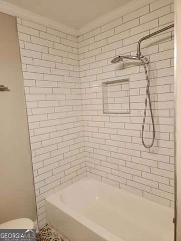 2165 Pinehurst Drive, East Point, GA 30344