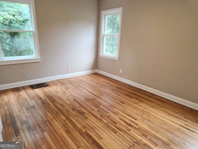 2165 Pinehurst Drive, East Point, GA 30344